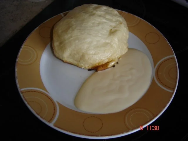 Rezept: Dinkeldampfnudeln mit Vanillesosse Dinkeldampfnudeln mit Vanillesosse - Rezept