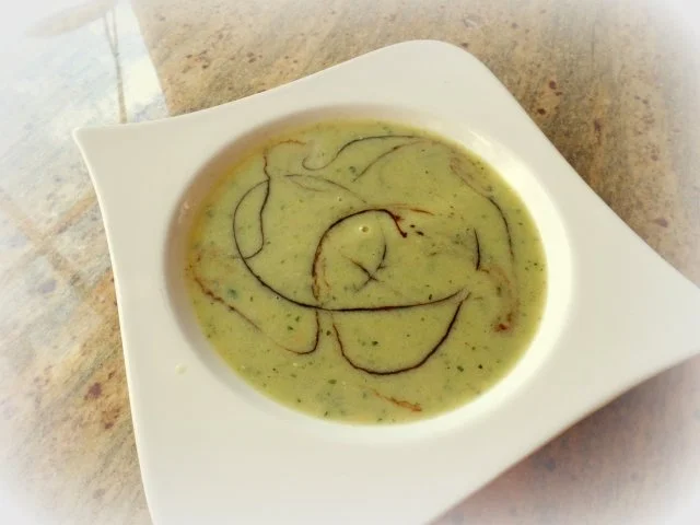 Cremige Zucchinisuppe - Rezept