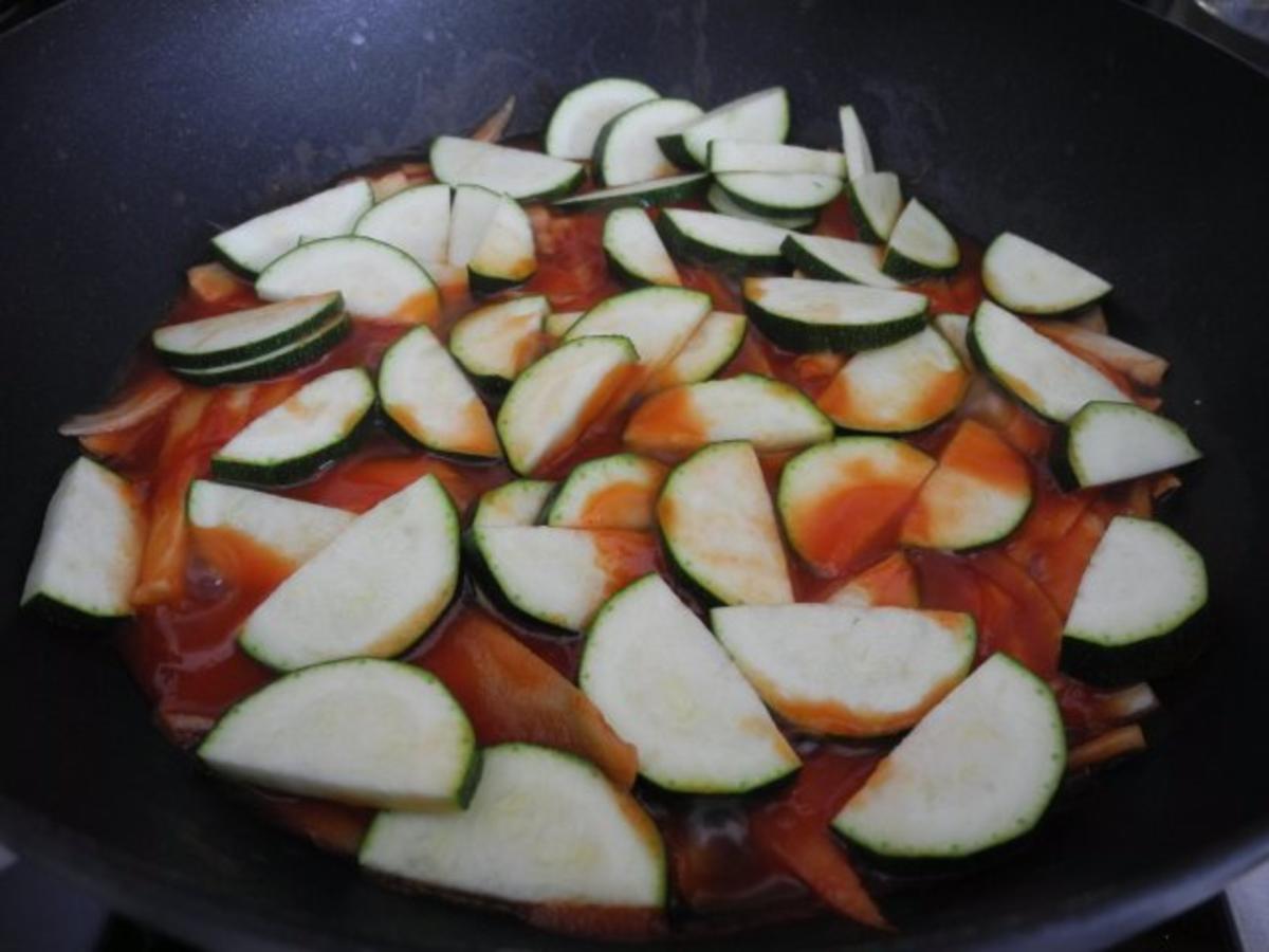 Tortellini - Gemüse - Pfanne mit Kokossahne - Rezept - Bild Nr. 3
