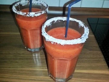 Strawberry Peach Daiquiri - Rezept