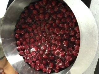 Rezept: Königliche Schoko Käsesahne Torte Bild Nr. 3 Königliche Schoko Käsesahne Torte - Rezept - Bild Nr. 3