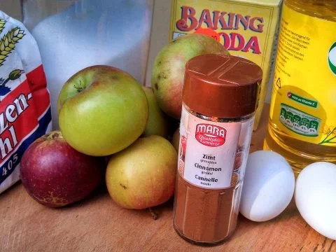 Cinnamon Apple Cake - Rezept - Bild Nr. 3
