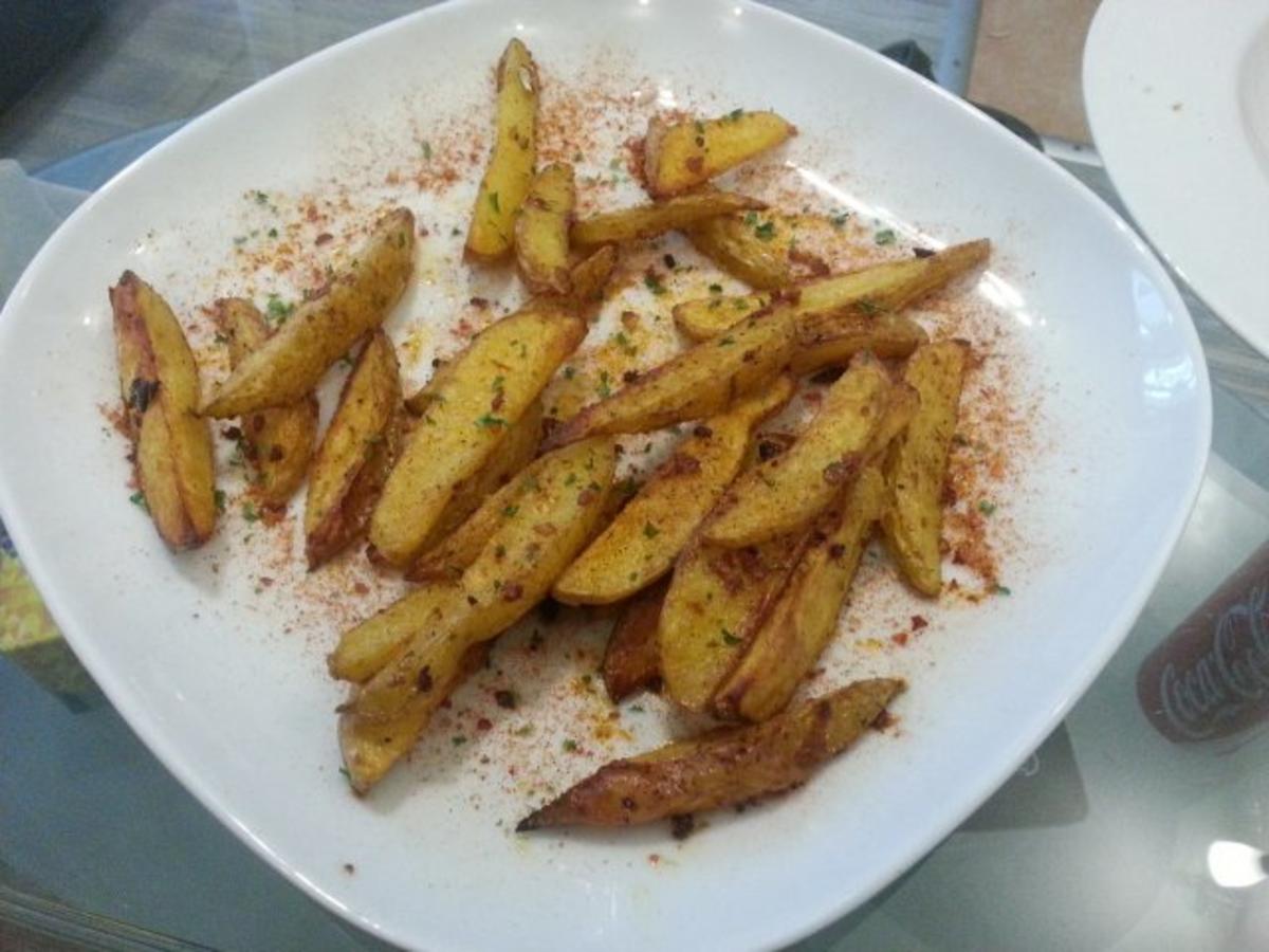 Bilder für ~ Knusprige Potato Wedges - Kartoffelspalten ~ - Rezept