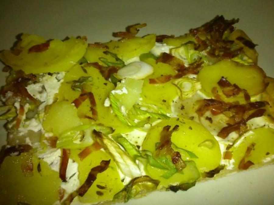 Kartoffel- Flammkuchen vom Grill oder Ofen - einfach - von sTinsche Kartoffel- Flammkuchen vom Grill oder Ofen - einfach - von sTinsche