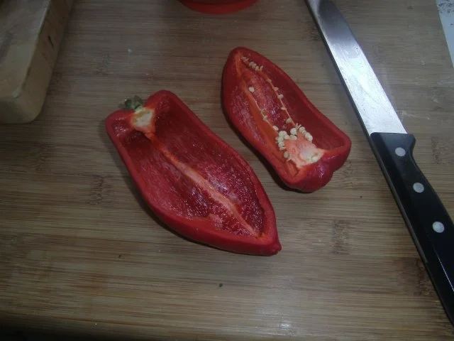 Rezept: Champignons und Spitzpaprika gefüllt mit Putenfarce Bild Nr. 4 Champignons und Spitzpaprika gefüllt mit Putenfarce - Rezept - Bild Nr. 4