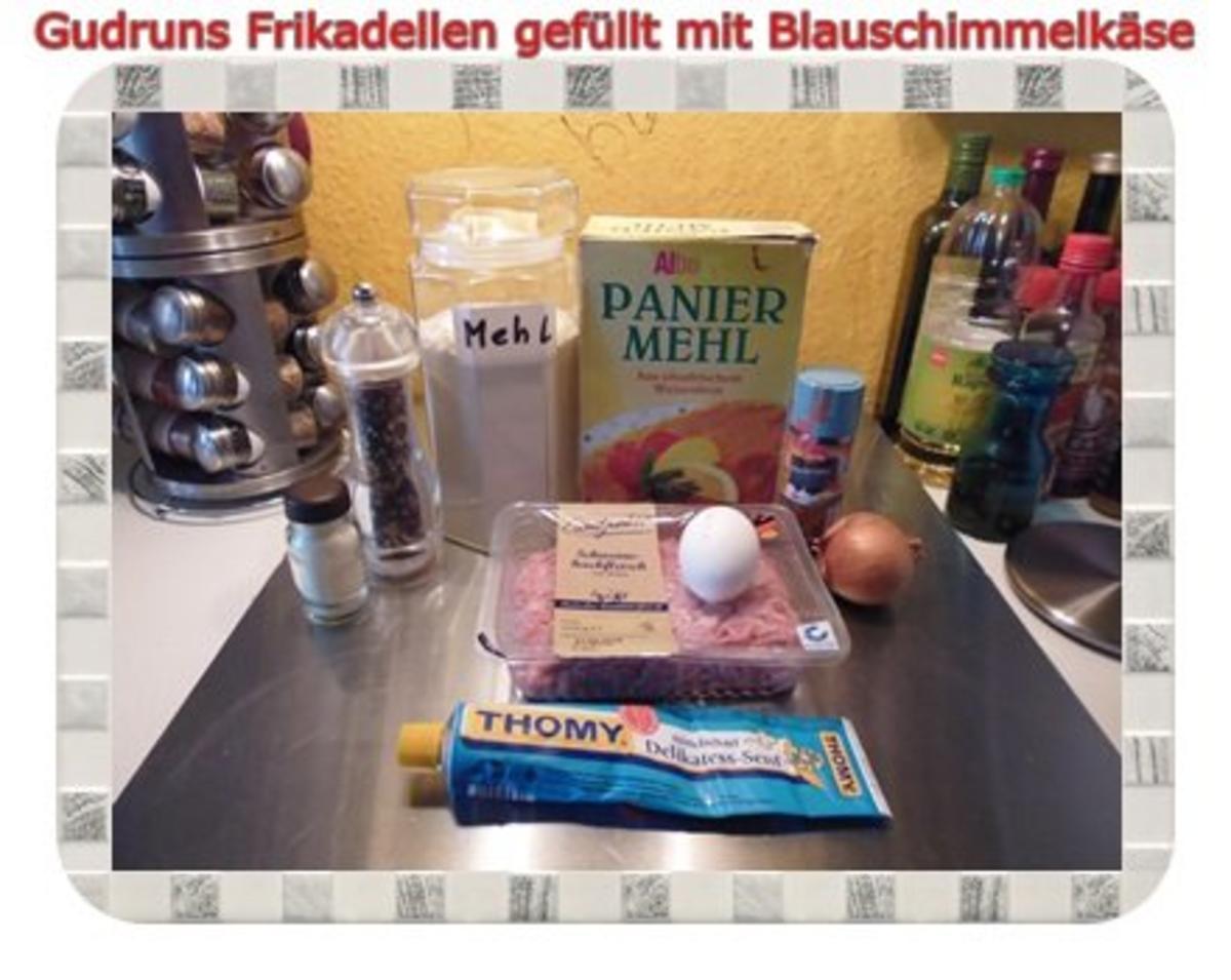 Hackfleisch: Gefüllte Frikadellen mit Blauschimmelkäse und Tomaten-Gorgonzolasoße - Rezept - Bild Nr. 2