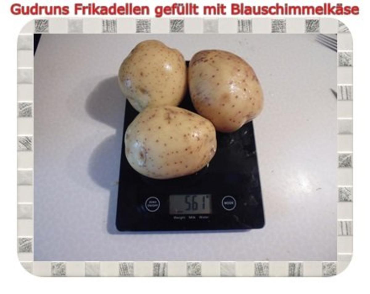 Hackfleisch: Gefüllte Frikadellen mit Blauschimmelkäse und Tomaten-Gorgonzolasoße - Rezept - Bild Nr. 8