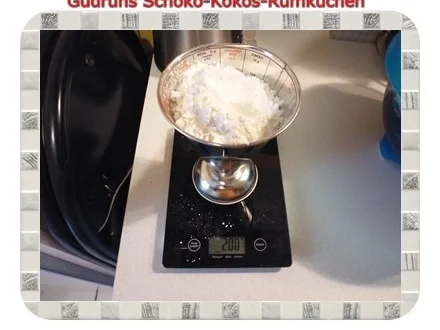 Rezept: Kuchen: Schoko-Kokos-Rumkuchen Bild Nr. 8 Kuchen: Schoko-Kokos-Rumkuchen - Rezept - Bild Nr. 8