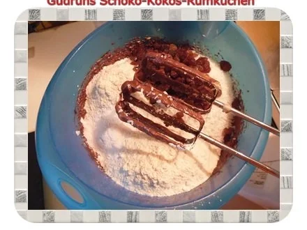 Rezept: Kuchen: Schoko-Kokos-Rumkuchen Bild Nr. 10 Kuchen: Schoko-Kokos-Rumkuchen - Rezept - Bild Nr. 10