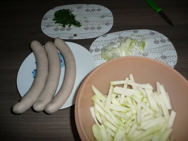 Kohlrabi an Bratwurst und Kartoffelschnee ! - Rezept - Bild Nr. 3