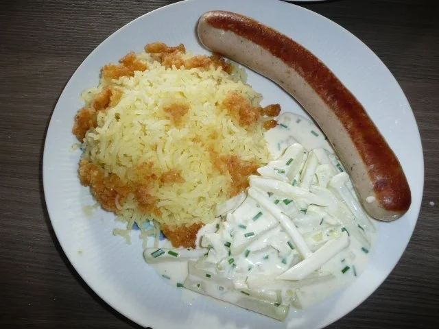 Kohlrabi an Bratwurst und Kartoffelschnee ! - Rezept