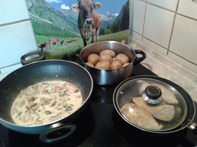 Hähnchenbrust mit frischen Pilzen (Low Carb) - Rezept - Bild Nr. 2