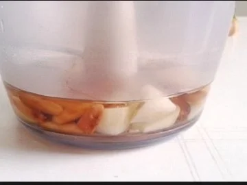 Selbstgemachtes Basilikum pesto auf Bandnudeln mit Tomaten - Rezept - Bild Nr. 9