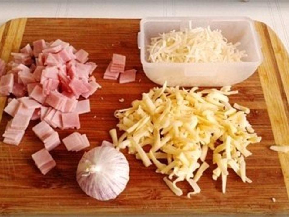 Tortellini in feiner Schinken-Käsesauce - Rezept - kochbar.de Tortellini in feiner Schinken-Käsesauce - Rezept - kochbar.de