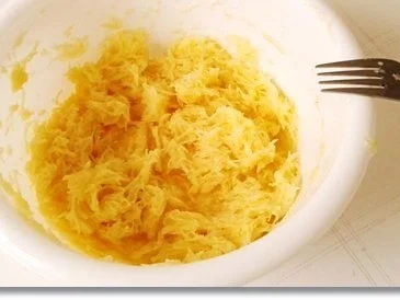 Rezept: Geschmortes Sauerkraut, Kartoffelrösti und Blutwurst darauf Bild Nr. 11 Geschmortes Sauerkraut, Kartoffelrösti und Blutwurst darauf - Rezept - Bild Nr. 11