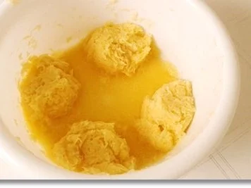 Rezept: Geschmortes Sauerkraut, Kartoffelrösti und Blutwurst darauf Bild Nr. 13 Geschmortes Sauerkraut, Kartoffelrösti und Blutwurst darauf - Rezept - Bild Nr. 13