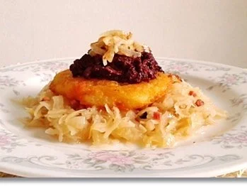 Rezept: Geschmortes Sauerkraut, Kartoffelrösti und Blutwurst darauf Bild Nr. 21 Geschmortes Sauerkraut, Kartoffelrösti und Blutwurst darauf - Rezept - Bild Nr. 21