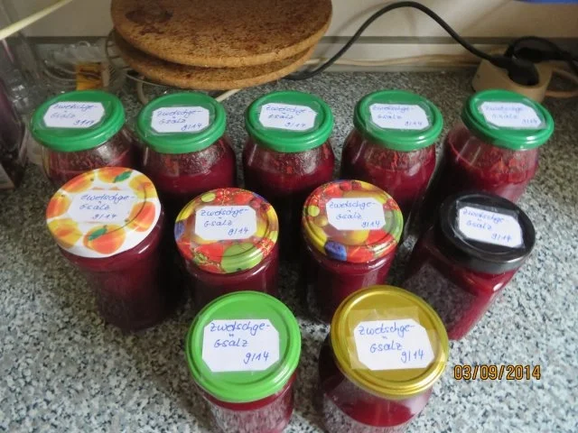 Rezept: Zwetschge-Gsälz mit Zimt Bild Nr. 2 Zwetschge-Gsälz mit Zimt - Rezept - Bild Nr. 2