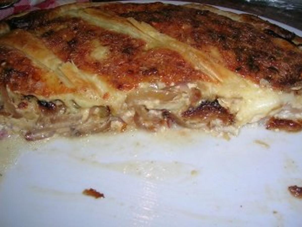 Quiche Lorraine - aus Blätterteig - nach unserer Art - Rezept - kochbar.de