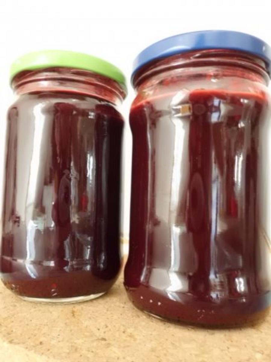 Bilder für Aufstrich, süß: Brombeermarmelade mit Schwarzbier und Schokolade - Rezept