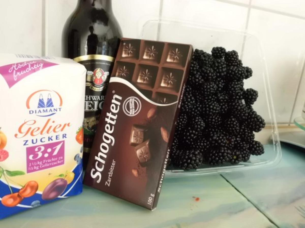 Aufstrich, süß: Brombeermarmelade mit Schwarzbier und Schokolade - Rezept - Bild Nr. 2