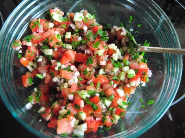 Salsa picada - gehackte Soße - Rezept