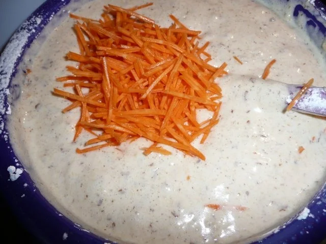 Rübli - Kuchen auch bekannt als Karotten - Nuss - Kuchen - Rezept - Bild Nr. 4