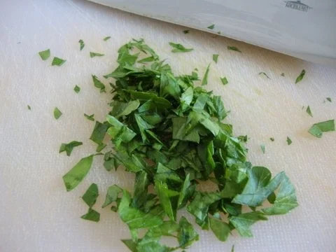 feine Biersuppe mit gerösteten Pinienkernen, fein abgestimmt mit Zimt und Muskat - Rezept - Bild Nr. 8