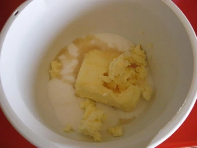 Brombeere - Buttermilch - Gugelhupf - Rezept - Bild Nr. 3