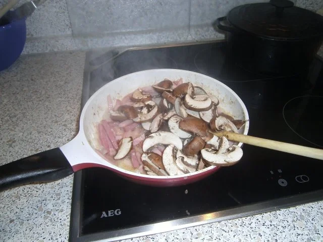 Wurst-Champignons-Pfanne - Rezept - Bild Nr. 6