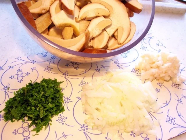 Rezept: Steinpilze mit Ei zum Abendbrot Bild Nr. 2 Steinpilze mit Ei zum Abendbrot - Rezept - Bild Nr. 2