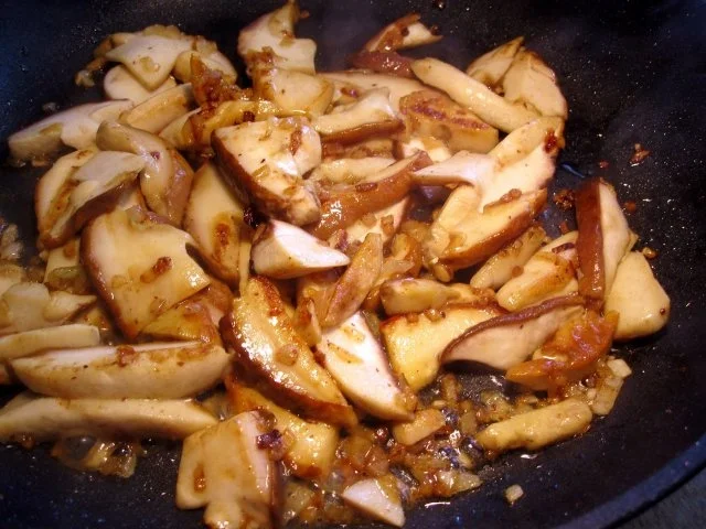 Rezept: Steinpilze mit Ei zum Abendbrot Bild Nr. 3 Steinpilze mit Ei zum Abendbrot - Rezept - Bild Nr. 3