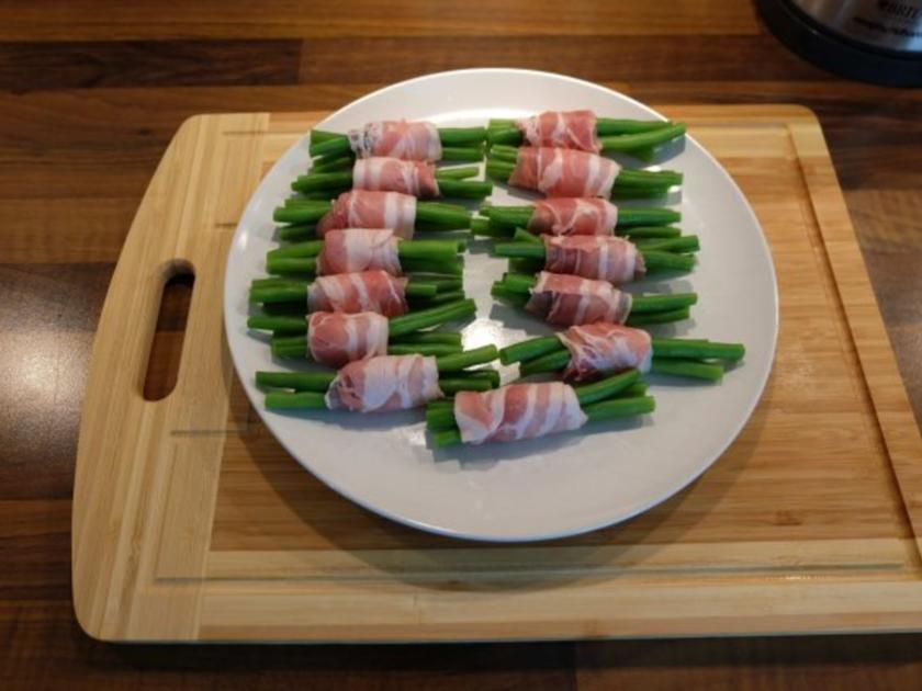 Gepökeltes und geräuchertes Schweinefilet mit Kartoffel spalten und ...