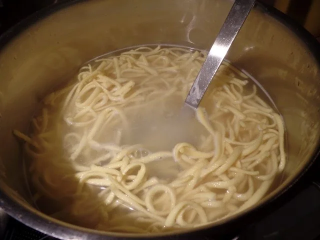 Hähnchen-Röllchen mit Camembert - Rezept - Bild Nr. 3