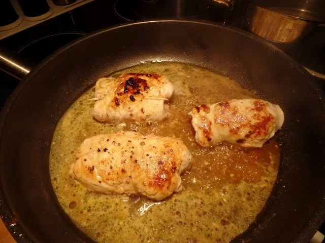 Hähnchen-Röllchen mit Camembert - Rezept - Bild Nr. 4