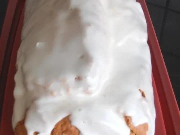 Rezept: Zitronen-Buttermilch-Kuchen Bild Nr. 2 Zitronen-Buttermilch-Kuchen - Rezept - Bild Nr. 2