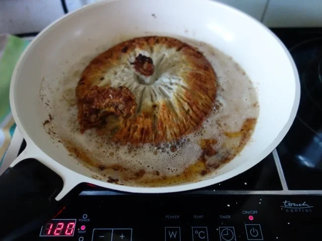 Rezept: Hendlhaxn - Hühnerkeule paniert, garniert mit Parasolpilz Bild Nr. 11 Hendlhaxn - Hühnerkeule paniert, garniert mit Parasolpilz - Rezept - Bild Nr. 11