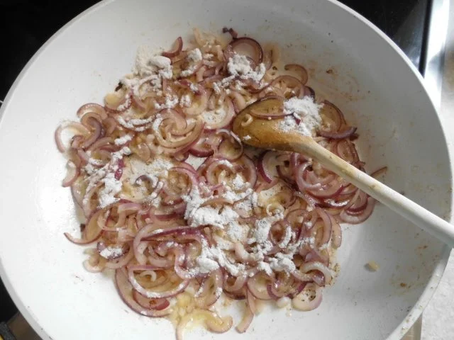 Schweinegeschnetzeltes mit Curry-Sauce und Banane - Rezept - Bild Nr. 12