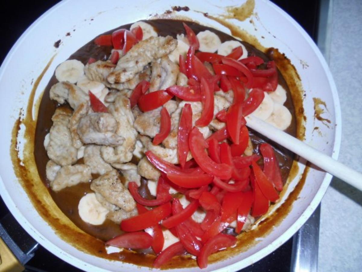 Schweinegeschnetzeltes mit Curry-Sauce und Banane - Rezept - Bild Nr. 18