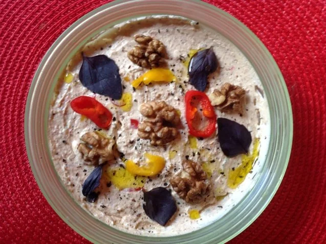 Rezept: Walnuss Frischkäse Dip Walnuss Frischkäse Dip - Rezept