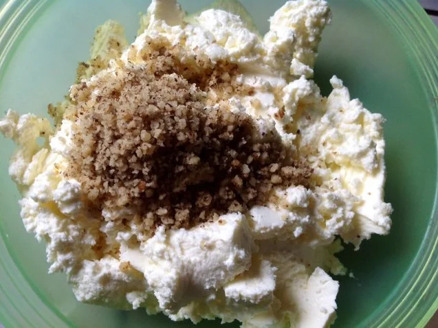 Rezept: Walnuss Frischkäse Dip Bild Nr. 3 Walnuss Frischkäse Dip - Rezept - Bild Nr. 3