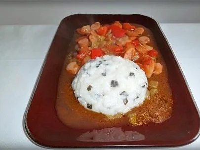 Rezept: Wiener Würstchen Gulasch mit raffiniertem Nori-Reis Bild Nr. 2 Wiener Würstchen Gulasch mit raffiniertem Nori-Reis - Rezept - Bild Nr. 2