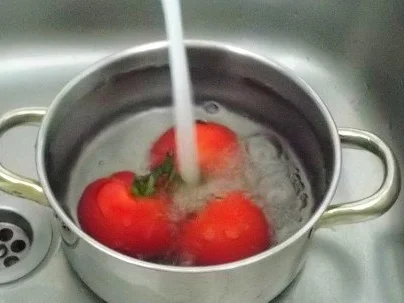 Rezept: Wiener Würstchen Gulasch mit raffiniertem Nori-Reis Bild Nr. 5 Wiener Würstchen Gulasch mit raffiniertem Nori-Reis - Rezept - Bild Nr. 5