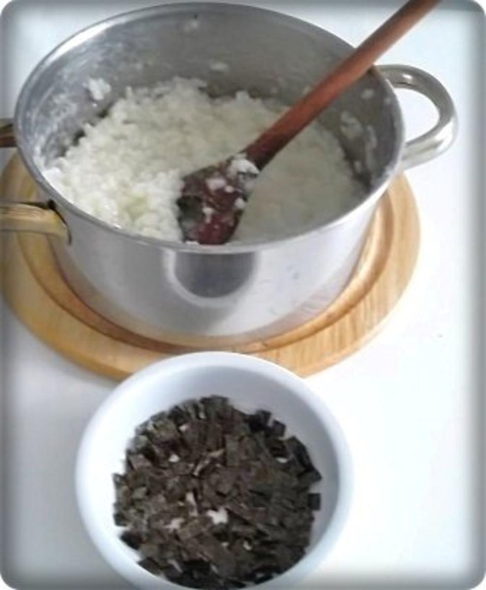 Wiener Würstchen Gulasch mit raffiniertem Nori-Reis - Rezept - Bild Nr. 19