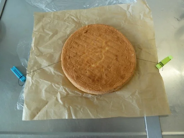 Himbeer-Schicht-Torte mit Schokoraspeln - Rezept - Bild Nr. 2