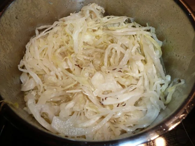 Rezept: Rippchen, Sauerkraut und Kartoffelschnee. Bild Nr. 3 Rippchen, Sauerkraut und Kartoffelschnee. - Rezept - Bild Nr. 3