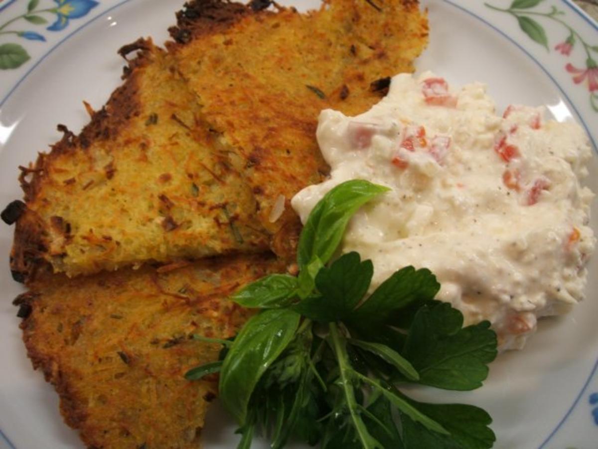 Kartoffeln: Rosmarin-Rösti mit Schafskäsedip - Rezept - kochbar.de