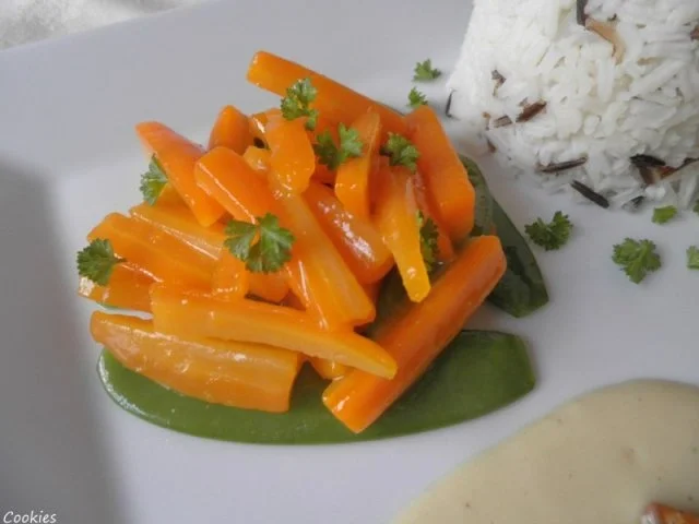 Hähnchen - Ministeaks auf einer Honig - Senf - Rahmsauce ... - Rezept - Bild Nr. 2