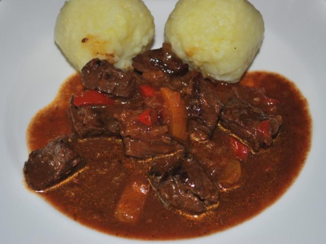 Gulasch mit Paprika - Rezept mit Bild Gulasch mit Paprika - Rezept mit Bild