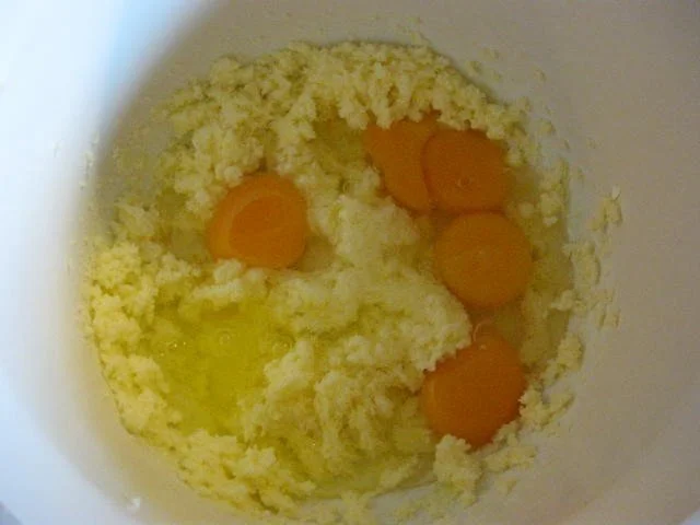 Quark - Kuchen mit Johannisbeeren und Himbeeren - Rezept - Bild Nr. 7